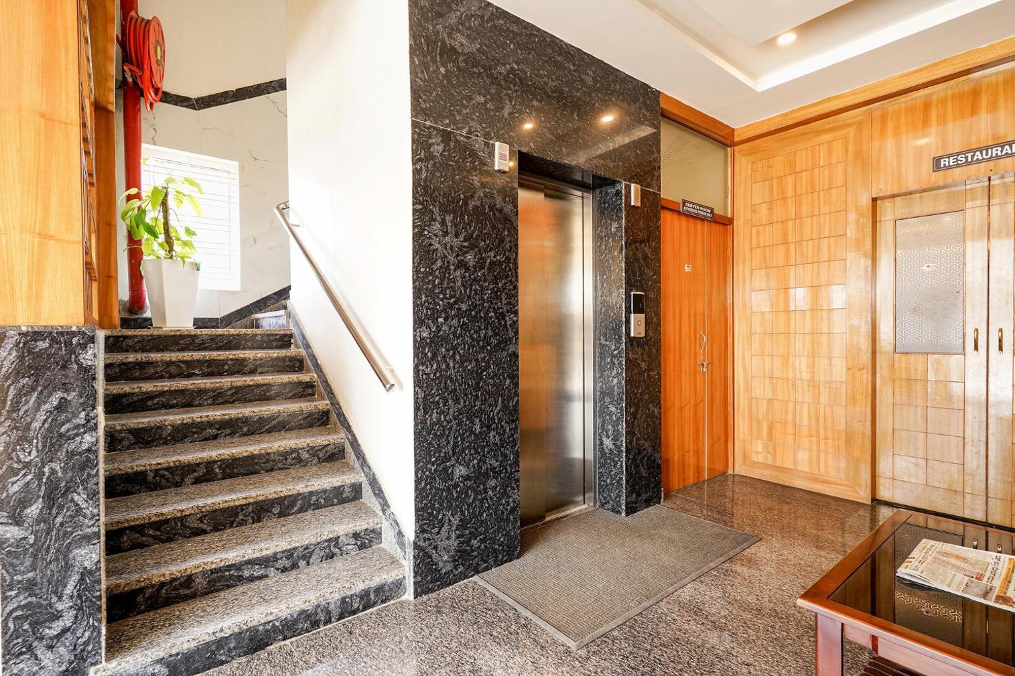 Fabhotel Prime Mayuri Residency Bangalore Buitenkant foto